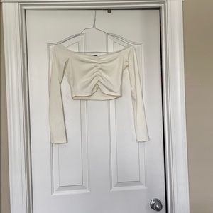 shien off the shoulder crop long sleeve